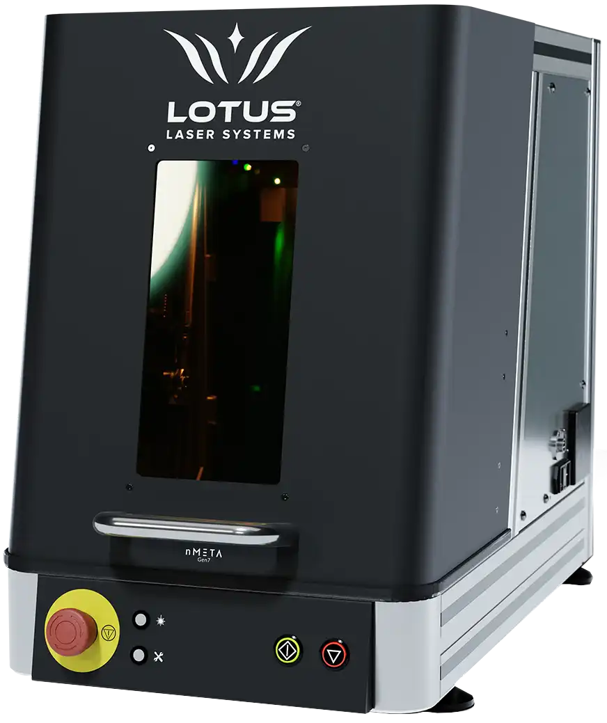 La machie Lotus nMeta avec le capot ouvert