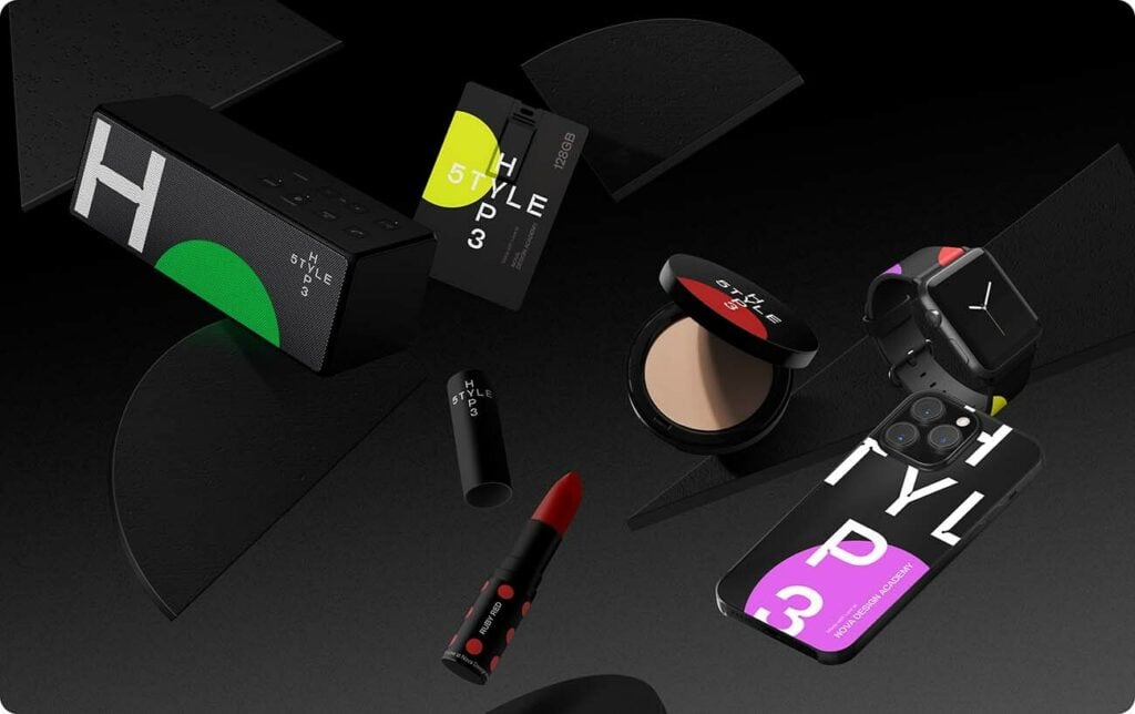 Une présentation à plat présentant un smartphone, une enceinte sans fil, une montre connectée, un rouge à lèvres, une poudre compacte et des cartes de visite sur un fond noir. Chaque article présente un design épuré et moderne avec des accents géométriques colorés qui laissent une impression de lobjet indéniablement élégante.