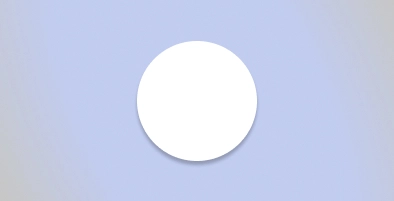Un cercle blanc uni, rappelant la découpe d'une imprimante/découpeuse jet d'encre, est centré sur un fond dégradé bleu clair et gris. Le cercle projette une ombre subtile en dessous de lui.