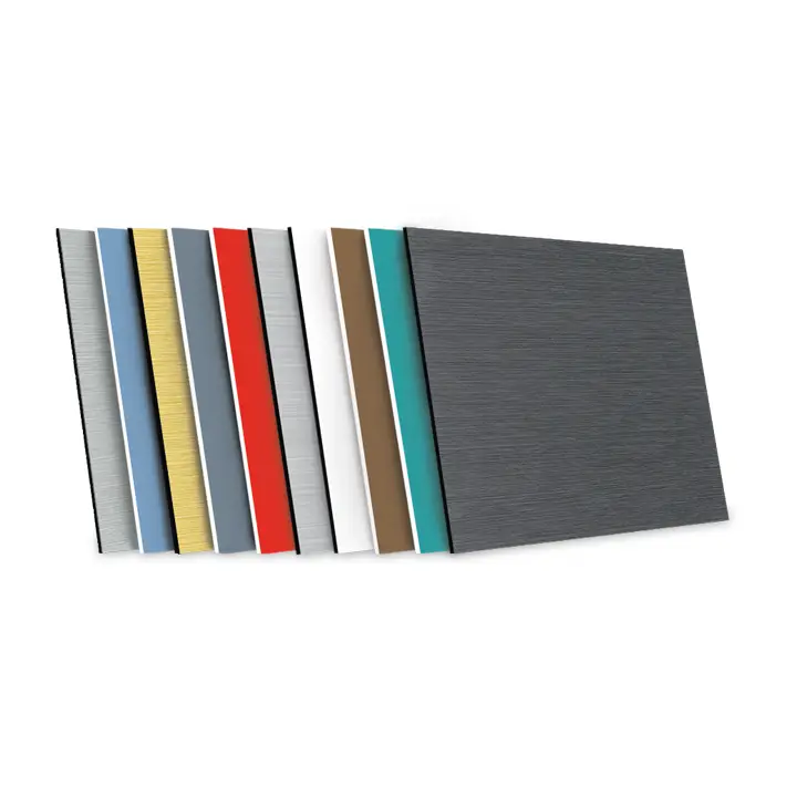 Neuf panneaux rectangulaires de différentes couleurs (gris, bleu, jaune, rouge, blanc, brun, sarcelle et noir) sont disposés en éventail sur un fond blanc.